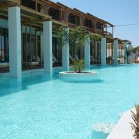 Junior Suite with Pool Access