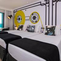 Triple Room with Sea View