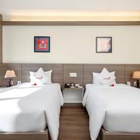 Superior Twin Room with City View