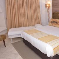 Triple Room (2 Adults + 1 Child)