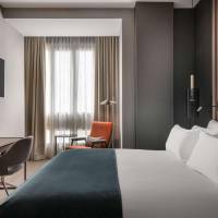 Premium Double or Twin Room with Gran Via View