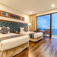 Premier Twin Room with Balcony - Ocean Front