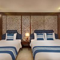 Deluxe Triple Room City View