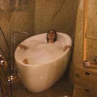 Queen Cave Suite