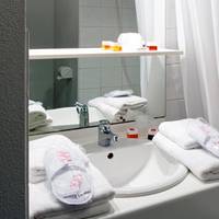 One-Bedroom Apartment (4 Adults)