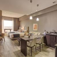 Superior Studio Suite Twin
