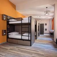Bed in 10-Bed Mixed Dormitory Room