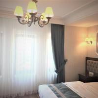 Deluxe Double Room with Partial Sea View
