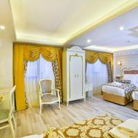 Economy Triple Room - Basement