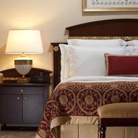 Club King Room with Partial Bosphorus View and Lounge Access
