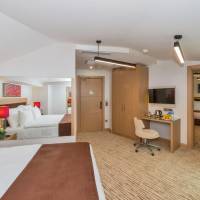 Two Connecting Family Rooms