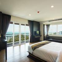 Beach Front Suite