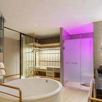 Junior King Suite