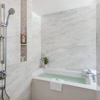 Grand Azure Sea View Suite & Pool