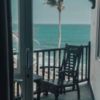 Deluxe Double Room with Side Sea View and Balcony