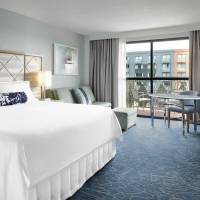 Resort View King with Bal, Guest room, 1 King, Resort view