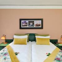 Double Room with Pool View