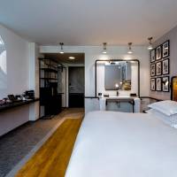 Design Executive Double Room - Disability Access