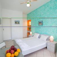 Apartment (4 Adults)