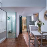 Family Maisonette with Sea View (4-5 Adults)