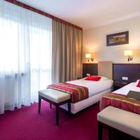 Lux Twin Room
