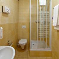 Lux Twin Room