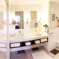 Junior Suite with Spa Access
