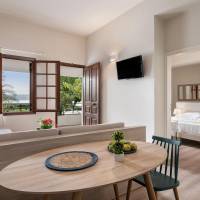 One-Bedroom Apartment with Side Sea View