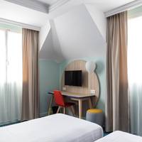 Starlight Double Room Swimming Pool Access