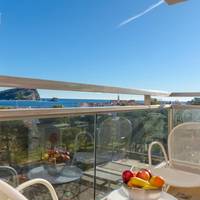 One-Bedroom Apartment with Sea View
