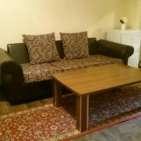 Large Double Room with Shared Bathroom