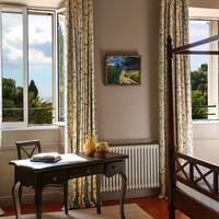 Suite Junior with Pool or Palm Grove View 