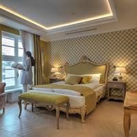 Suite with City View