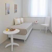 Triple Room with Partial Sea View