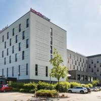 Business Double Room - Includes Public Transit Ticket