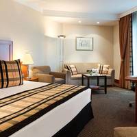 Junior Suite with Free Lounge Access