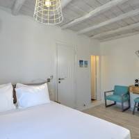 Deluxe Double Room with Side Sea View