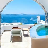  Prestige Suite with Outdoor Hot Tub & Caldera View