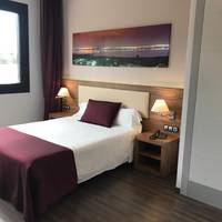 Queen Room - Disability Access