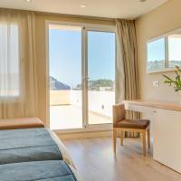 Superior Double Room (2 Adults + 2 Children)