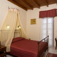 Double or Twin Room with Town View