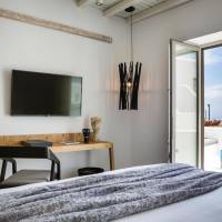 Deluxe Double Room with Pool View