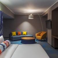 Savvy Suite, Suite, 1 King