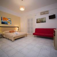 Studio (3 Adults)