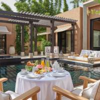 Oriental Pool Villa