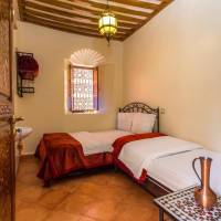 Economy Triple Room with Shared Bathroom