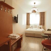 Connecting Double Rooms