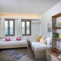 One-Bedroom Apartment with Panoramic Sea View