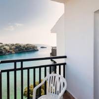 Double or Twin Room with Sea View