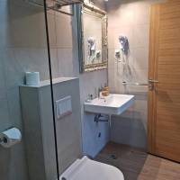 One-Bedroom Apartment (2 Adults + 2 Children)